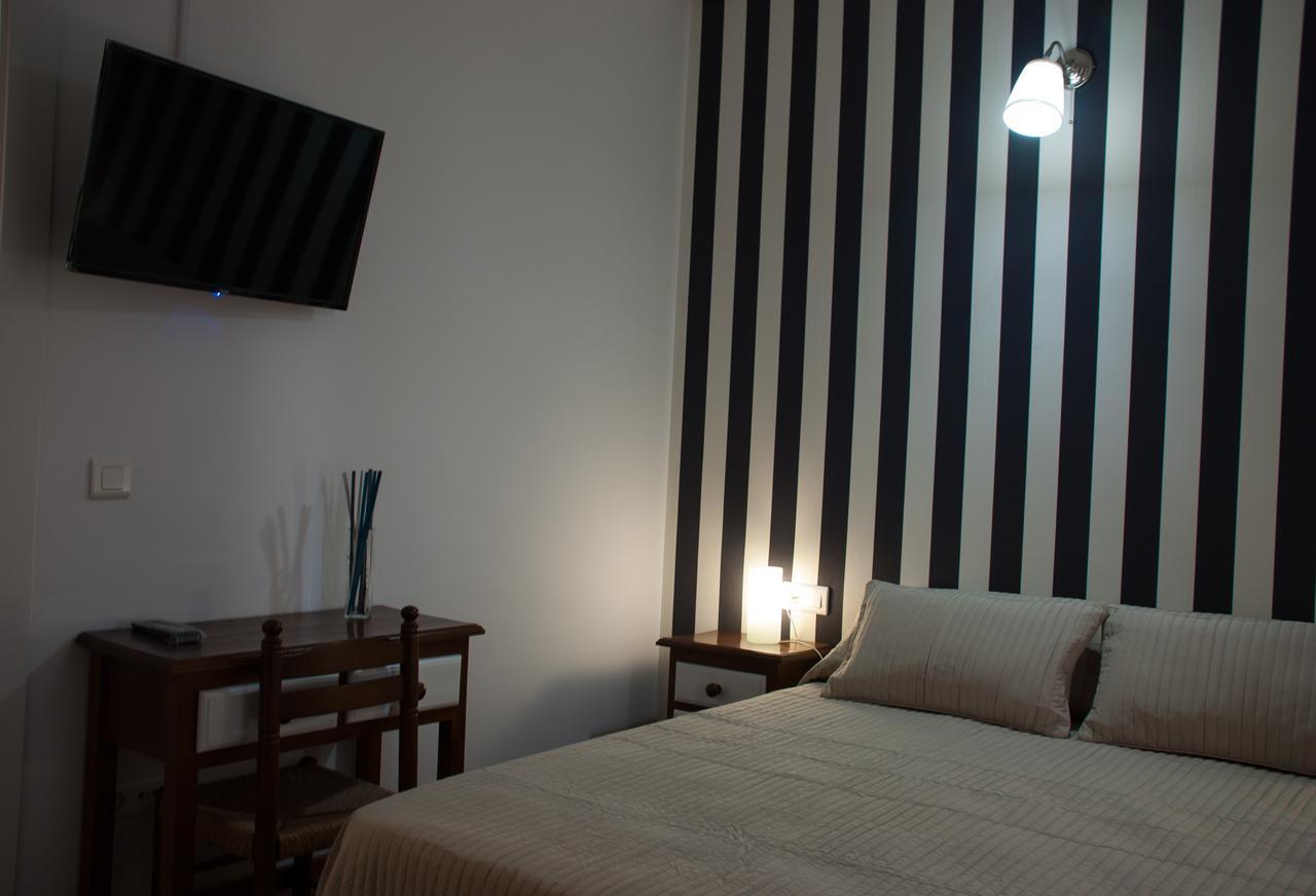 Hostal- Restaurante Estacion Via Verde 올베라 외부 사진